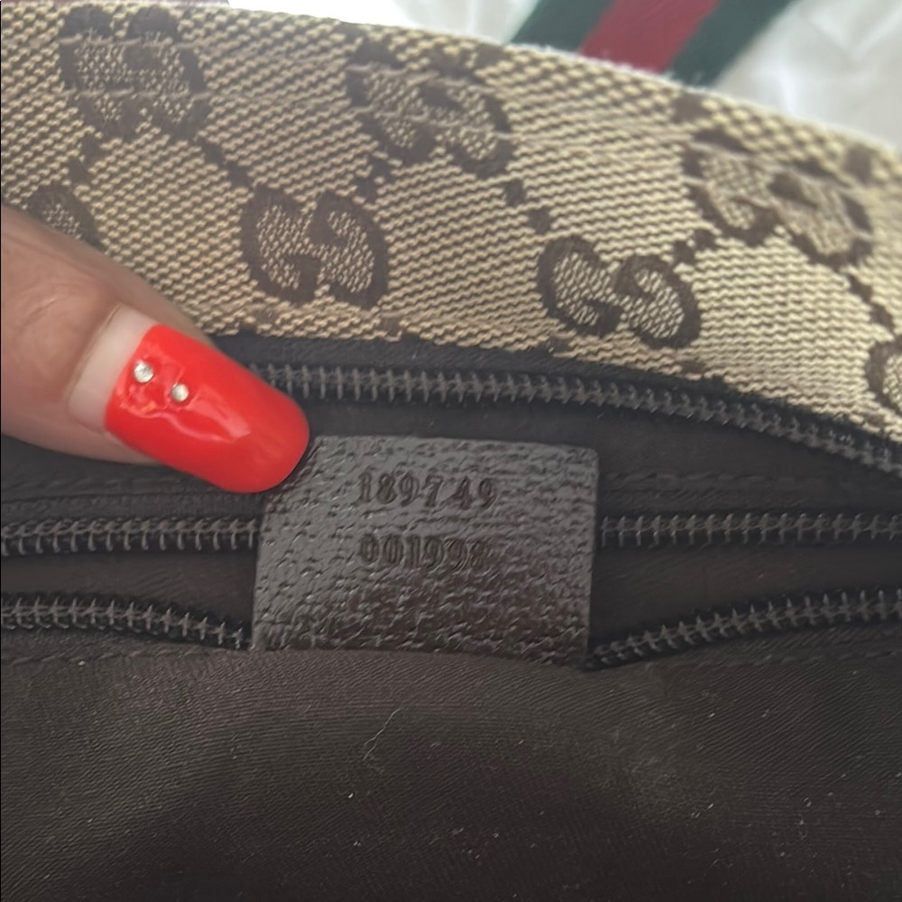 XX SOLD XX Gucci Vintage Tan and Brown Sherry line Crossbody Bag authentic - Picture 11 of 13